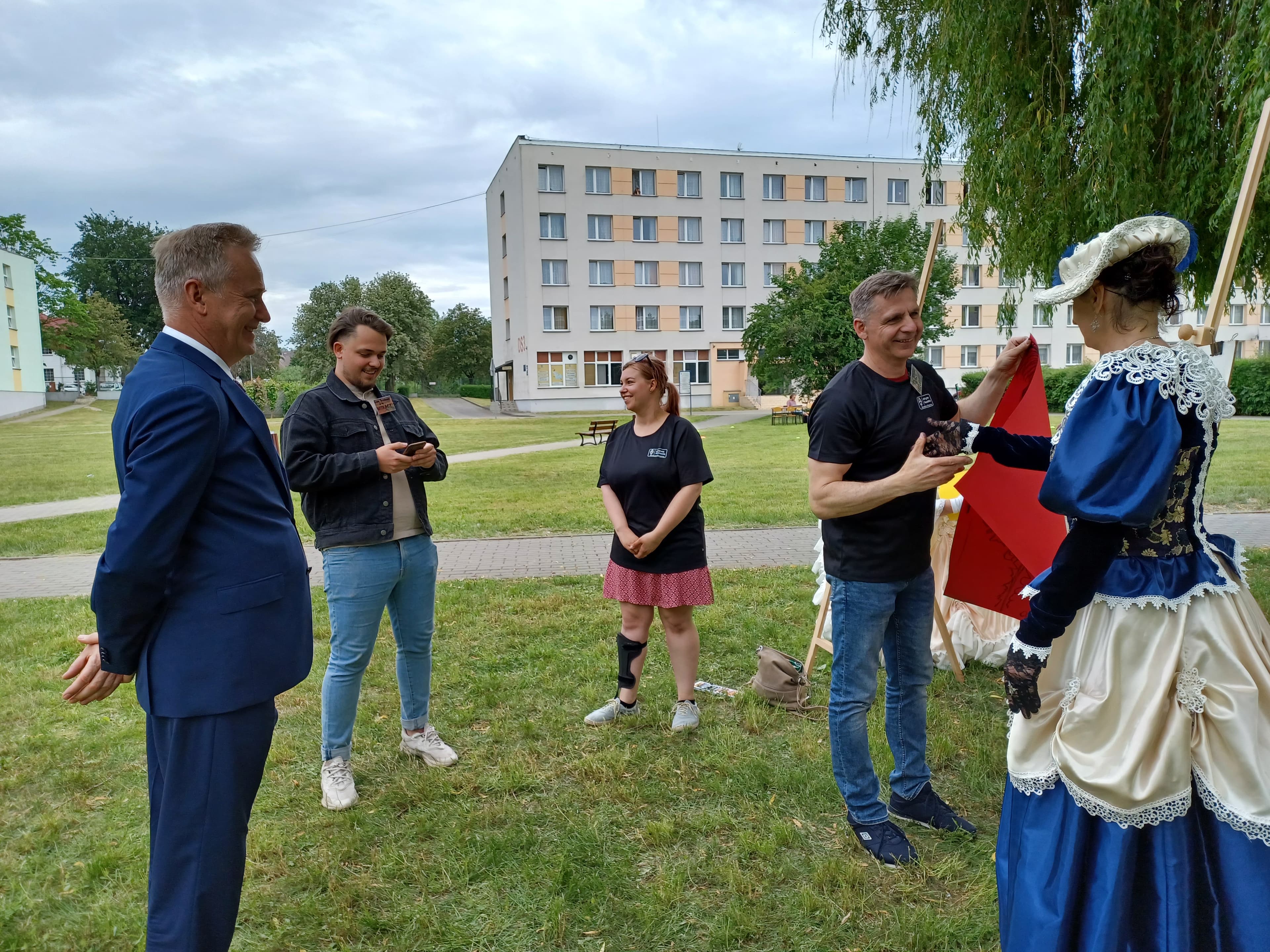 Studenci historii jako artyści „Studencka Firma Portretowa à la Witkacy” na Festiwalu Sportu i Nauki AP’2022