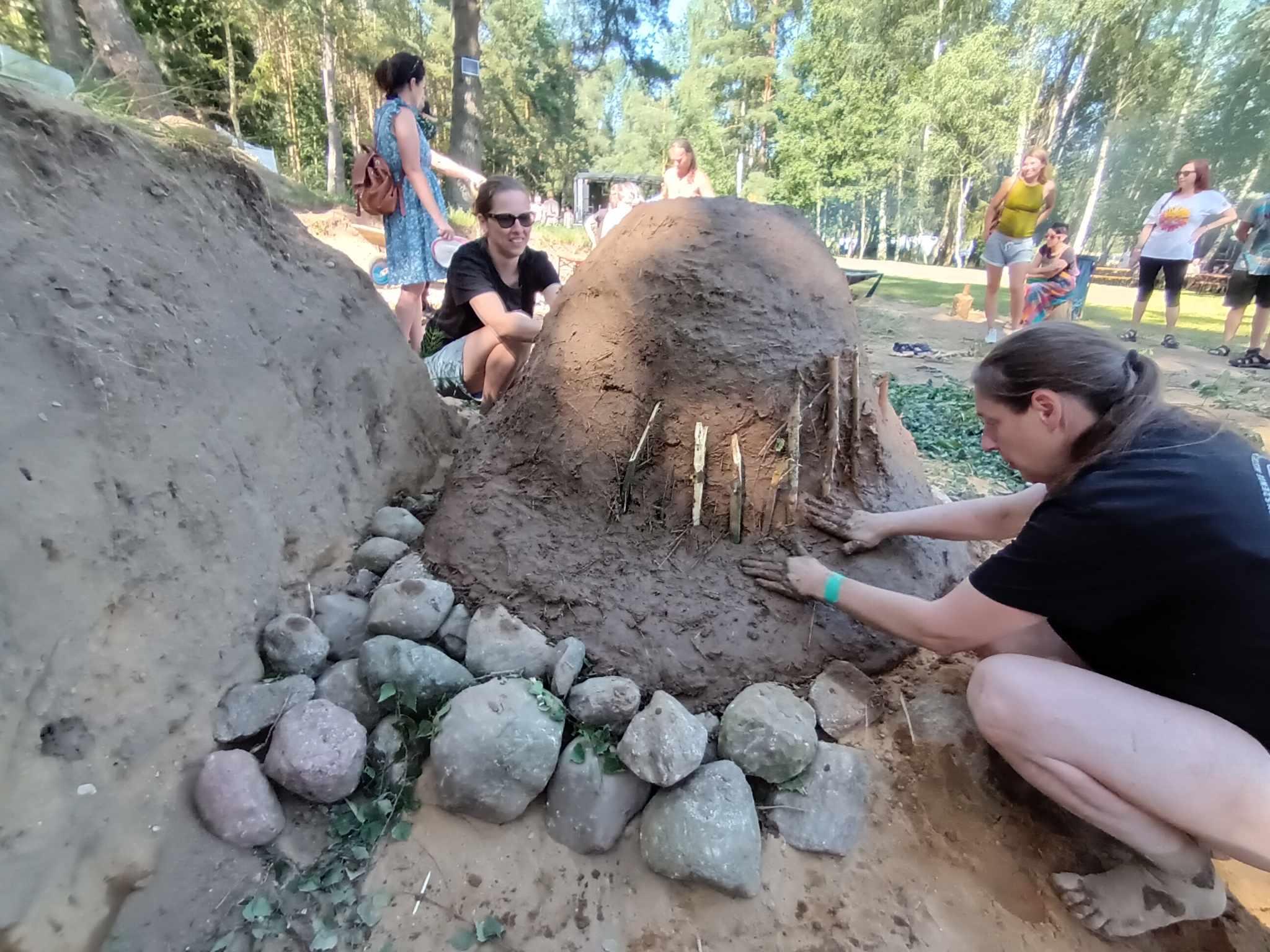 Pracownia Archeologii i Dziejów Średniowiecznych Pomorza Środkowego na Festiwalu WYKOPALISKA w Rekowie