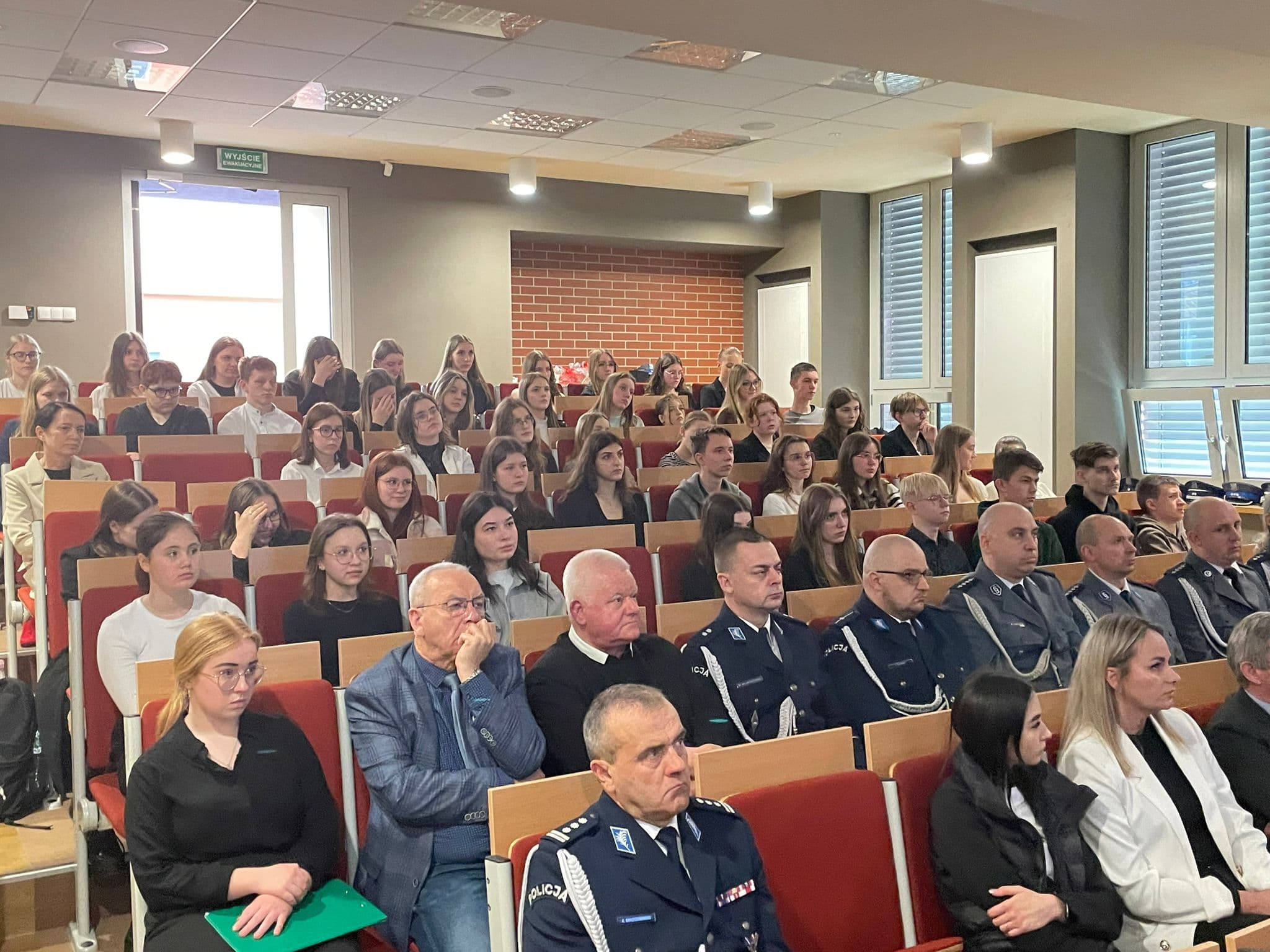 Prof. Robert Kuśnierz w Bytowie na uroczystościach upamiętniających ofiary zbrodni katyńskiej